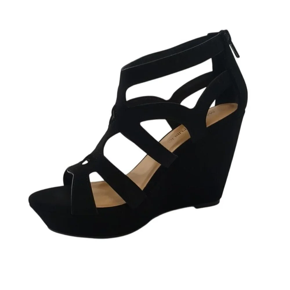 Black Strappy Open-Toe Wedge Sandals With Back Zipper Closure For Women Size 6.5